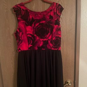 Rose top Perceptions dress size 16
